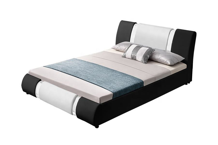 1146 Cushion decorated with silver thread Upholstered Bed