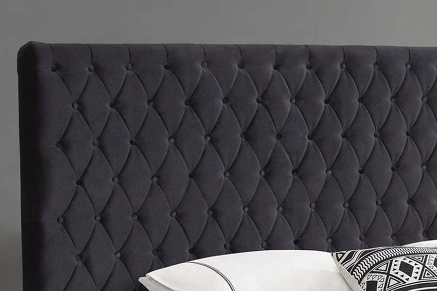 1578 Wooden Panel and Tufted Headboard Upholstered Bed